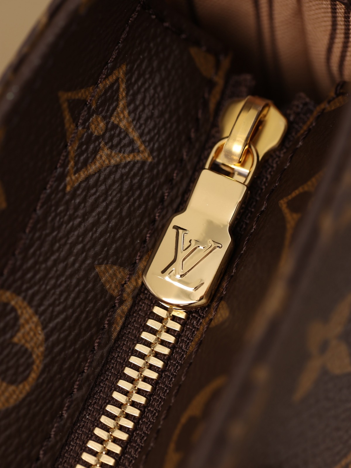 Shebag top replica Louis Vuitton Piano M12095 bag new batch comes(Sep 2025 updated)-Zoo Zoo Fake Louis Vuitton Hnab Online Khw, Replica designer hnab ru