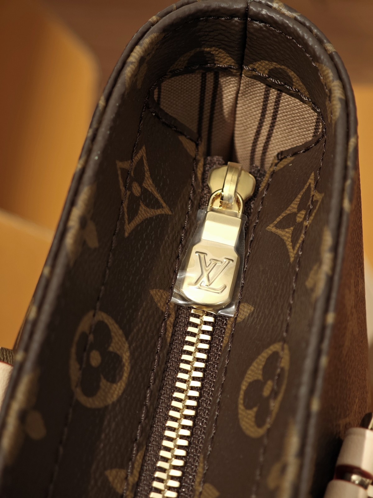 Shebag top replica Louis Vuitton Piano M12095 bag new batch comes(Sep 2025 updated)-Zoo Zoo Fake Louis Vuitton Hnab Online Khw, Replica designer hnab ru