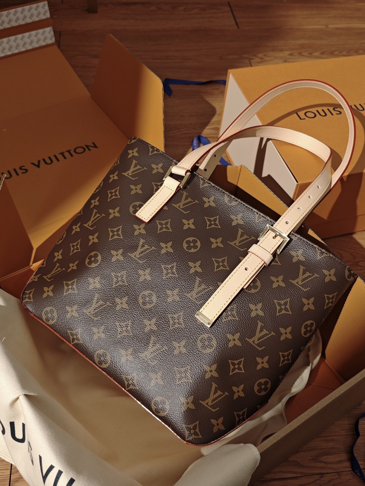 Shebag top replica Louis Vuitton Piano M12095 bag new batch comes(Sep 2025 updated)-Zoo Zoo Fake Louis Vuitton Hnab Online Khw, Replica designer hnab ru