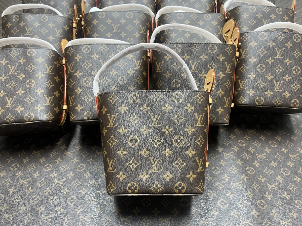 Shebag super replica Louis Vuitton Allin bb bag new arrival (Sep 2025 updated)-Best Quality Fake designer Bag Review, Replica designer bag ru