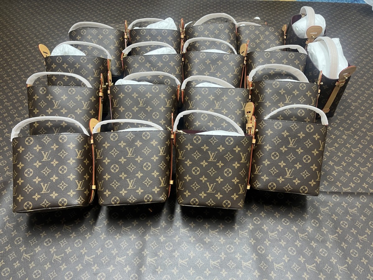Shebag super replica Louis Vuitton Allin bb bag new arrival (Sep 2025 updated)-Best Quality Fake designer Bag Review, Replica designer bag ru