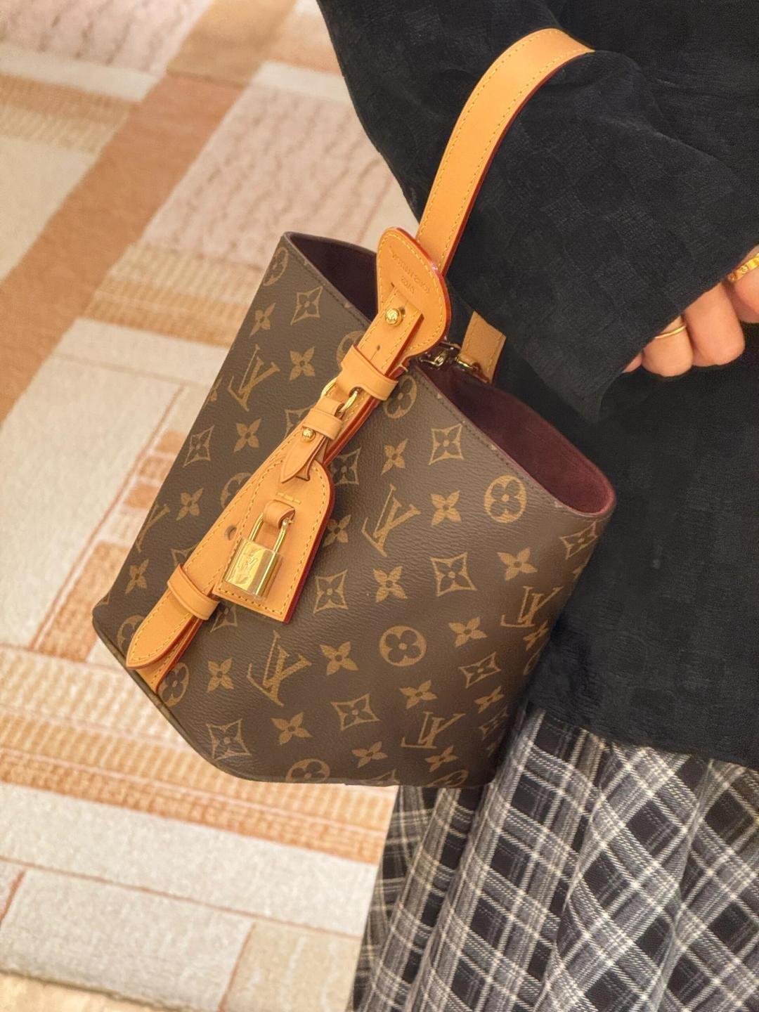 Shebag super replica Louis Vuitton Allin bb bag new arrival (Sep 2025 updated)-Best Quality Fake designer Bag Review, Replica designer bag ru