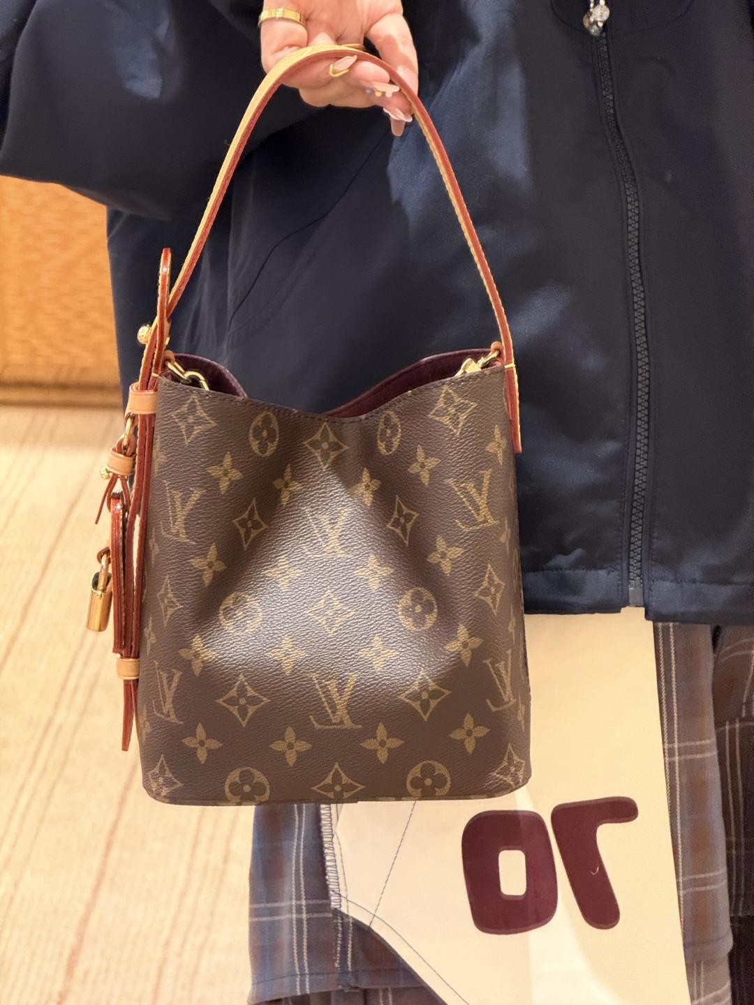 Shebag super replica Louis Vuitton Allin bb bag new arrival (Sep 2025 updated)-Best Quality Fake designer Bag Review, Replica designer bag ru