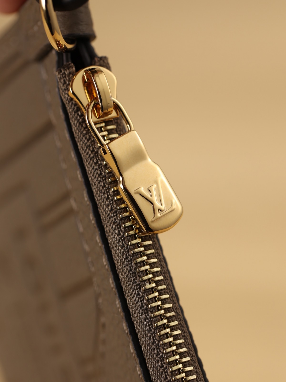 Shebag super replica Louis Vuitton M12109 NEVERFULL BANDOULIÈRE INSIDE OUT BB bag review(Sep 2025 updated)-Best Quality Fake designer Bag Review, Replica designer bag ru