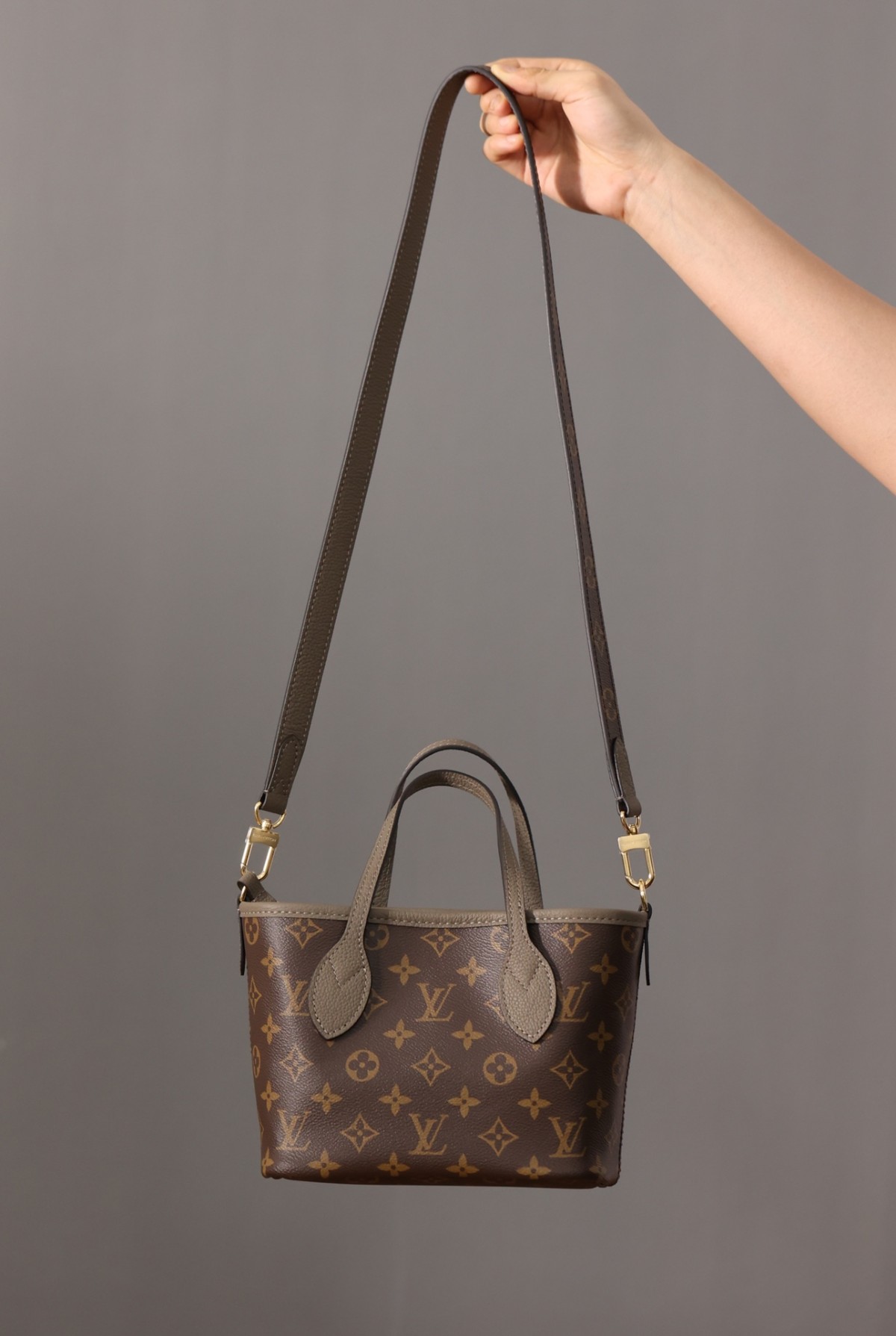 Shebag super replica Louis Vuitton M12109 NEVERFULL BANDOULIÈRE INSIDE OUT BB bag review(Sep 2025 updated)-Best Quality Fake designer Bag Review, Replica designer bag ru