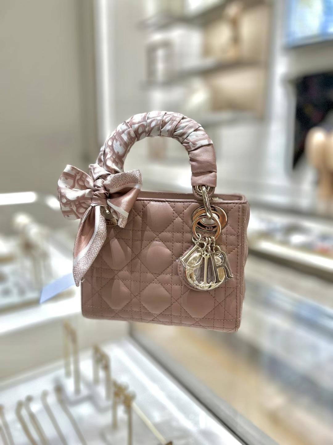 Shebag super replica Mini Lady Dior pink bag review(Sep 2025 updated)-Best Quality Fake designer Bag Review, Replica designer bag ru