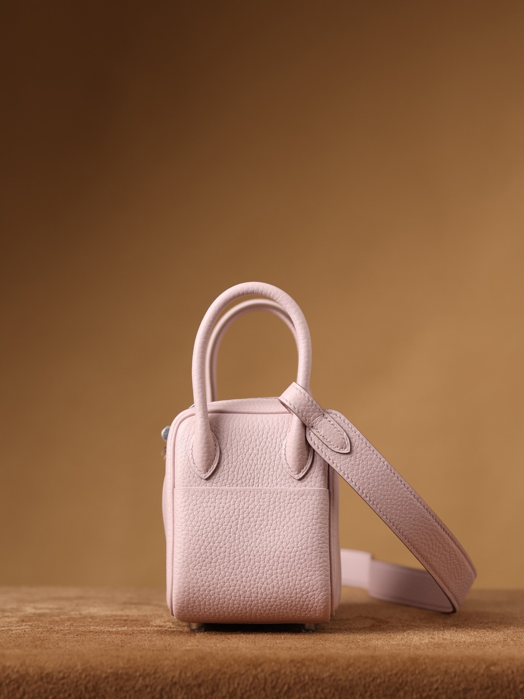 Shebag hand made Hermes Purple pink mini Lindy 19cm bag review(Oct 2025 updated)-Tayada ugu Fiican ee Louis Vuitton Boorsada Online Store, Bac naqshadeeye nuqul ah