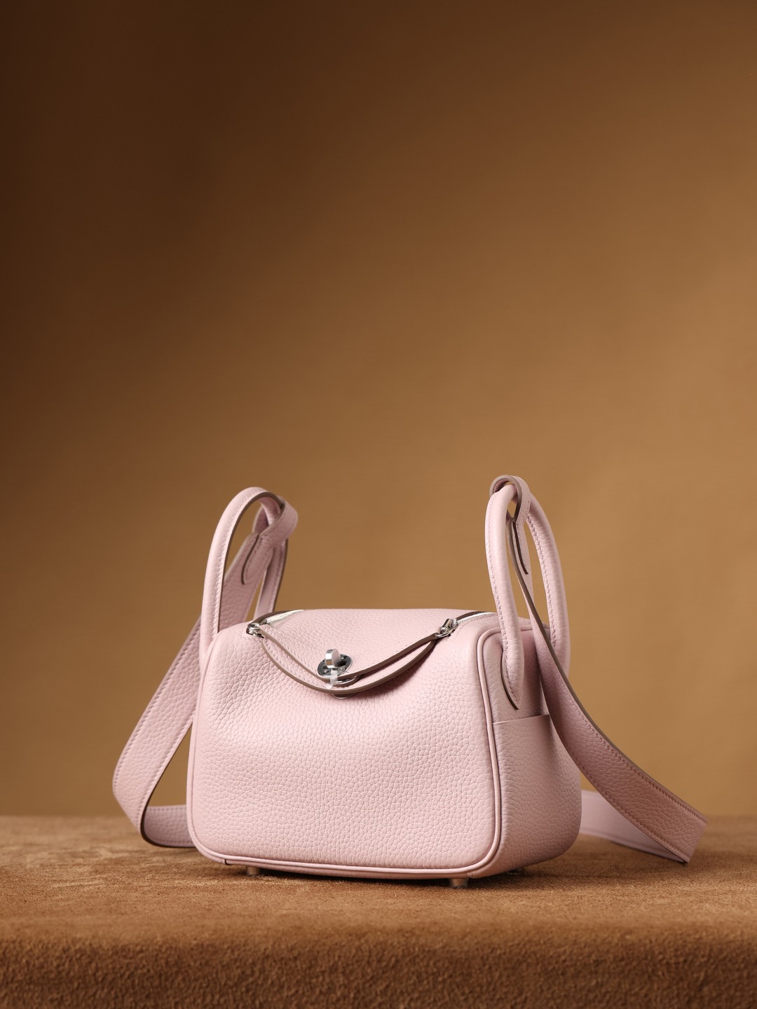 Shebag hand made Hermes Purple pink mini Lindy 19cm bag review(Oct 2025 updated)-Tayada ugu Fiican ee Louis Vuitton Boorsada Online Store, Bac naqshadeeye nuqul ah