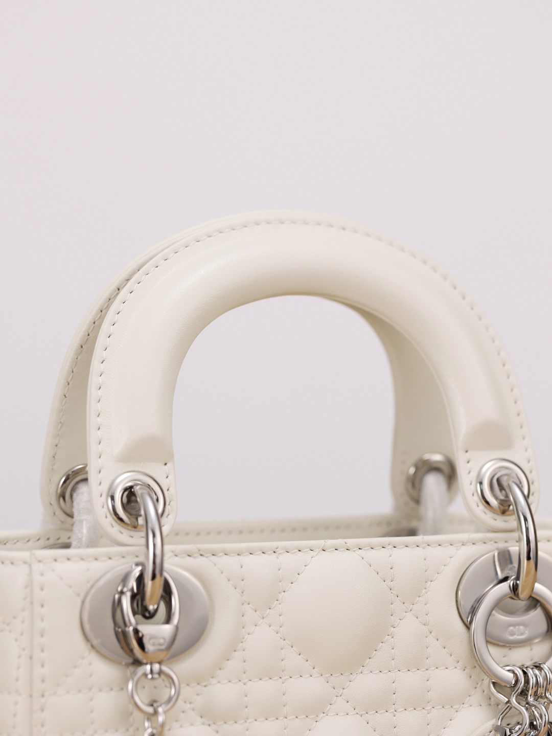 white lady dior silver hardware-Best Quality Fake Louis Vuitton Bag Online Store, Replica designer bag ru