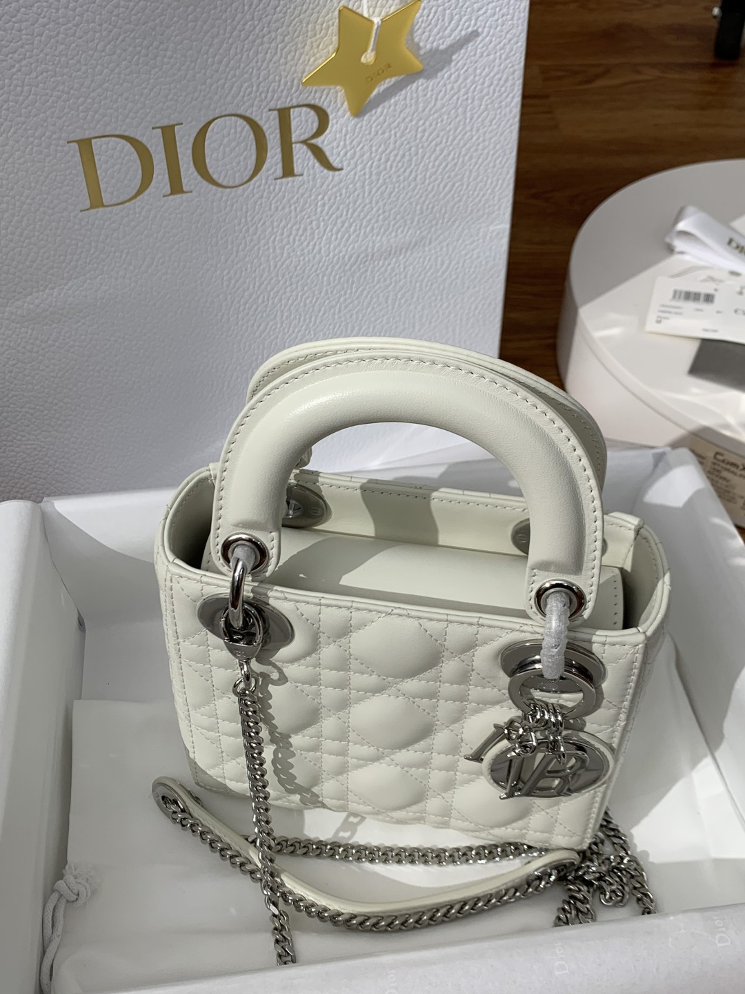white lady dior silver hardware-Best Quality Fake Louis Vuitton Bag Online Store, Replica designer bag ru