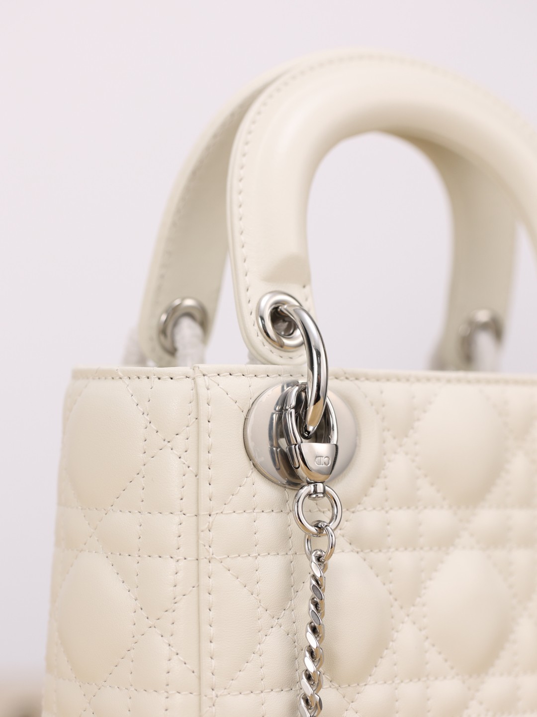 white lady dior silver hardware-Best Quality Fake Louis Vuitton Bag Online Store, Replica designer bag ru